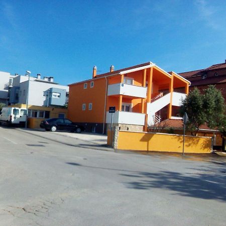 Apartments Batarilo Biograd Na Moru Zewnętrze zdjęcie