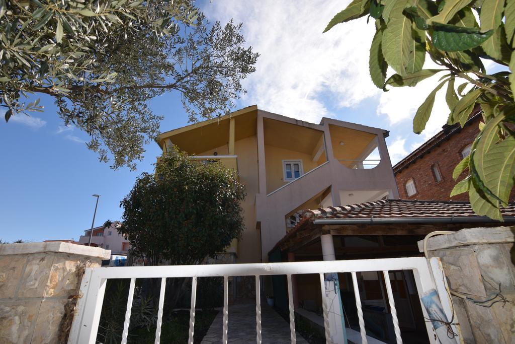 Apartments Batarilo Biograd Na Moru Zewnętrze zdjęcie