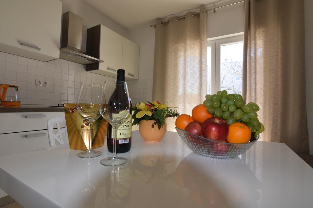 Apartments Batarilo Biograd Na Moru Zewnętrze zdjęcie