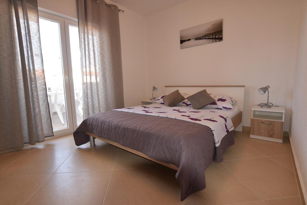 Apartments Batarilo Biograd Na Moru Zewnętrze zdjęcie