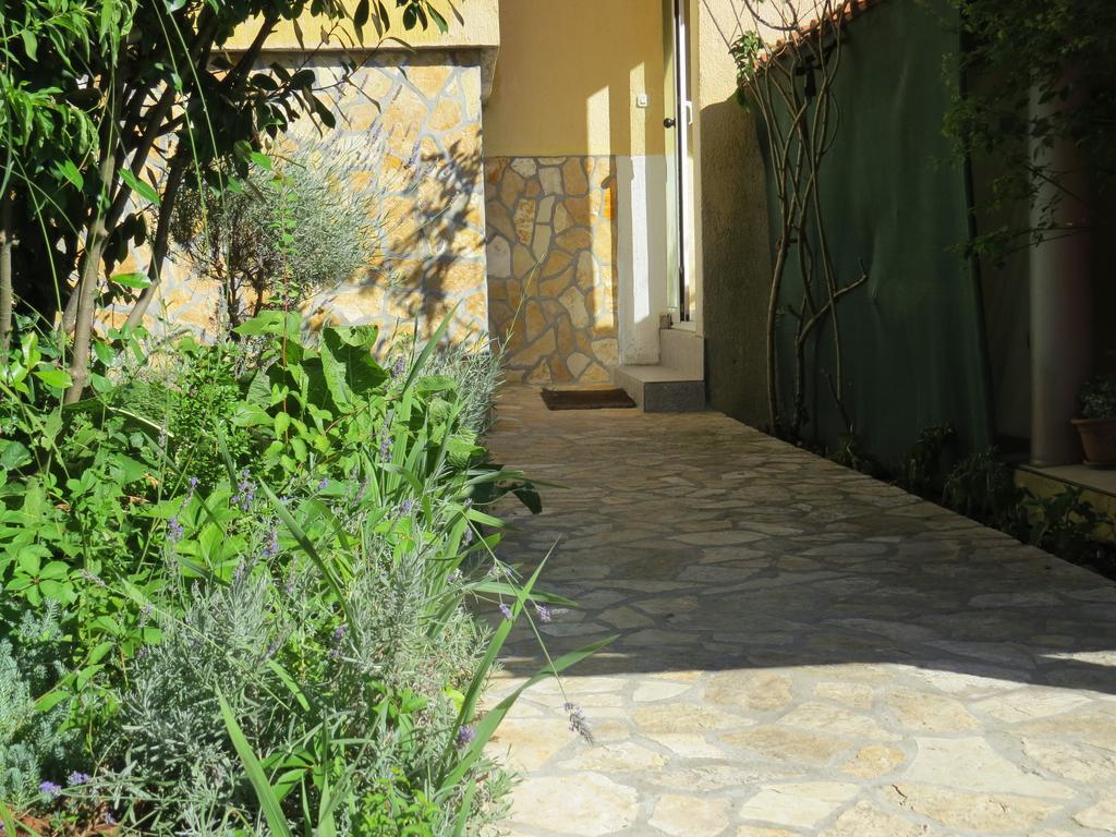 Apartments Batarilo Biograd Na Moru Zewnętrze zdjęcie