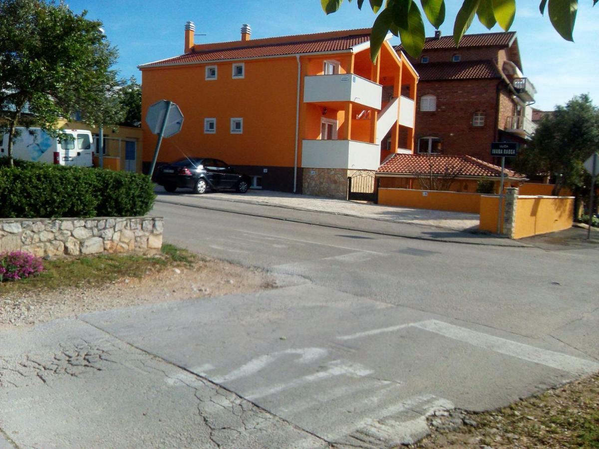 Apartments Batarilo Biograd Na Moru Zewnętrze zdjęcie